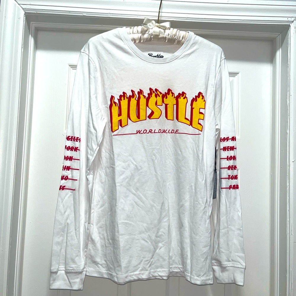 HUSTLE t-shirt